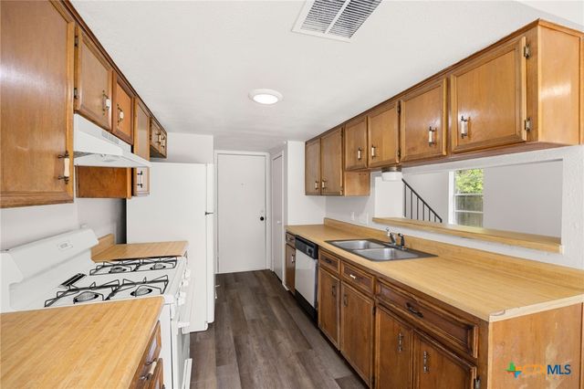 2402 Skylark Circle, Killeen, TX 76549