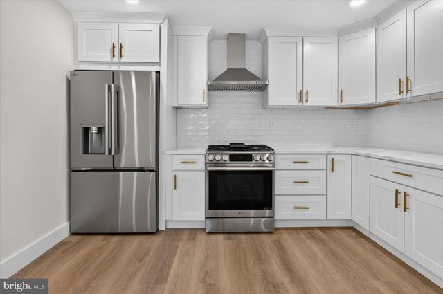 225 DRAKE RD, Cherry Hill, NJ 08034
