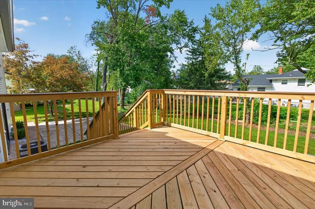 225 DRAKE RD, Cherry Hill, NJ 08034