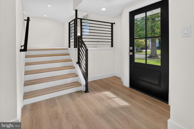 225 DRAKE RD, Cherry Hill, NJ 08034