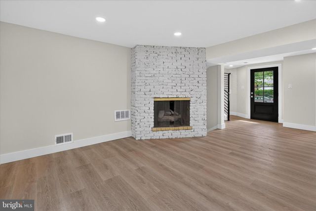 225 DRAKE RD, Cherry Hill, NJ 08034