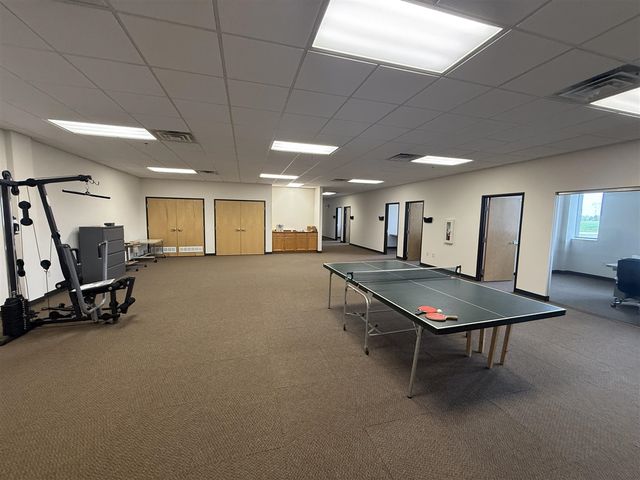3401 Midlink Drive, Kalamazoo, MI 49048
