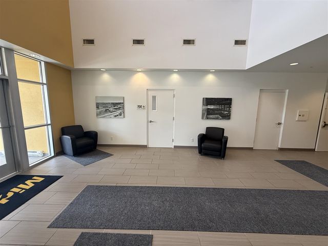 3401 Midlink Drive, Kalamazoo, MI 49048