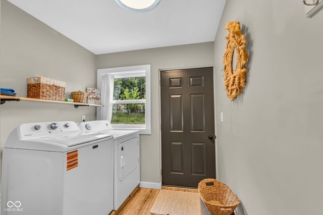 11631 Hickory Nut Road, Cloverdale, IN 46120