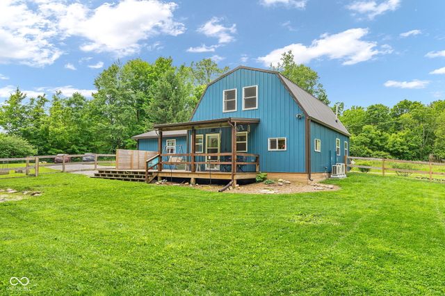 11631 Hickory Nut Road, Cloverdale, IN 46120