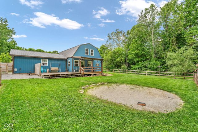 11631 Hickory Nut Road, Cloverdale, IN 46120