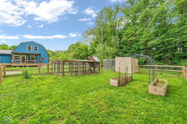 11631 Hickory Nut Road, Cloverdale, IN 46120