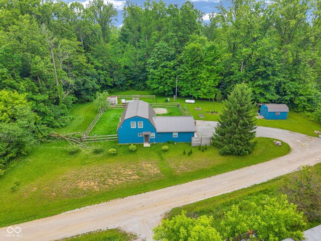 11631 Hickory Nut Road, Cloverdale, IN 46120
