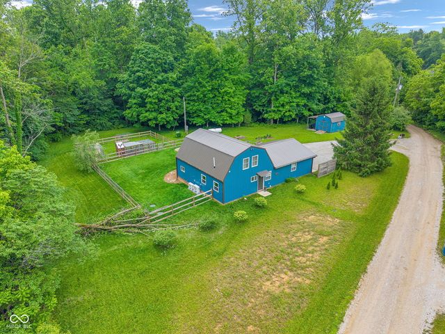 11631 Hickory Nut Road, Cloverdale, IN 46120