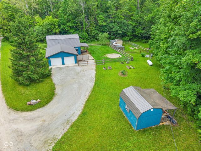 11631 Hickory Nut Road, Cloverdale, IN 46120