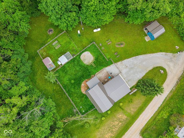 11631 Hickory Nut Road, Cloverdale, IN 46120