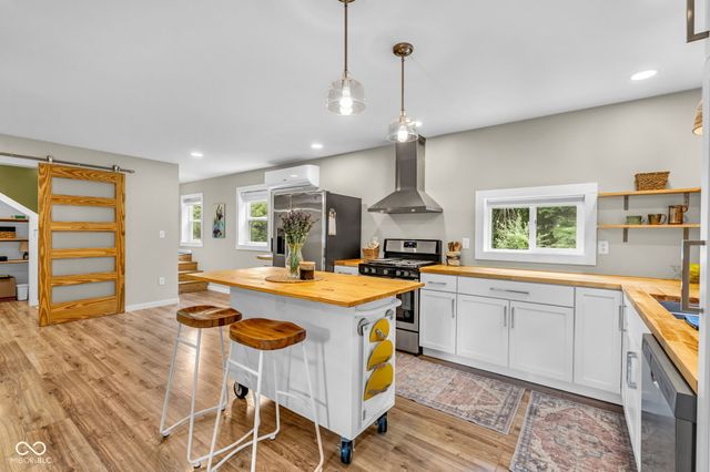 11631 Hickory Nut Road, Cloverdale, IN 46120