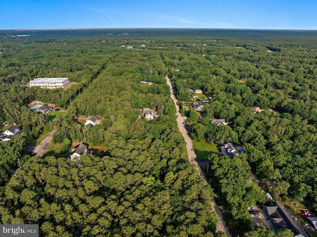 20 MAPLEWOOD DR, Little Egg Harbor Twp, NJ 08087