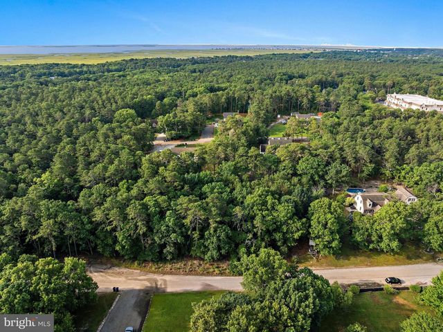 20 MAPLEWOOD DR, Little Egg Harbor Twp, NJ 08087