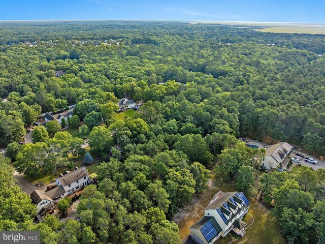 20 MAPLEWOOD DR, Little Egg Harbor Twp, NJ 08087