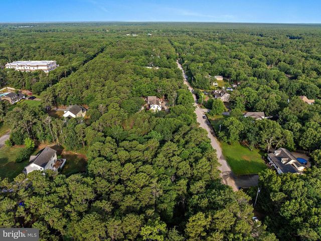 20 MAPLEWOOD DR, Little Egg Harbor Twp, NJ 08087