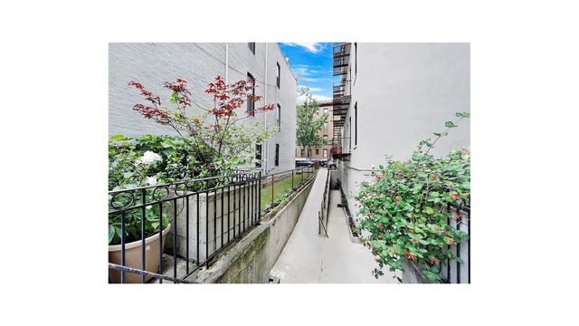 7609 4TH Avenue D11, New York City, NY 11209