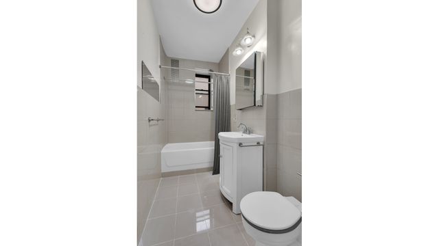 7609 4TH Avenue D11, New York City, NY 11209