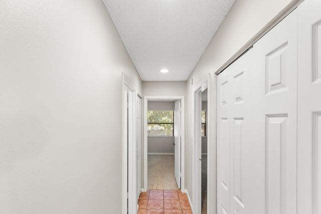 16 Catalonia Ct, St Augustine, FL 32086