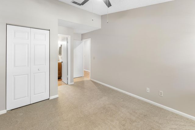 16 Catalonia Ct, St Augustine, FL 32086