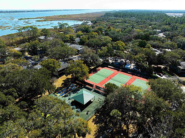 16 Catalonia Ct, St Augustine, FL 32086