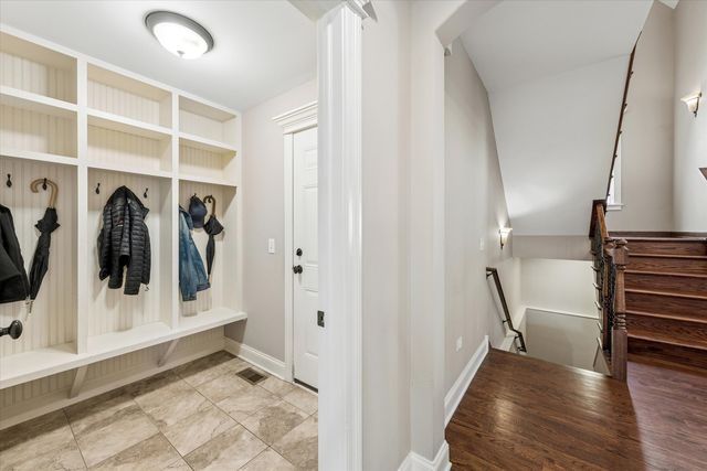 369 W Grove Street, Lombard, IL 60148