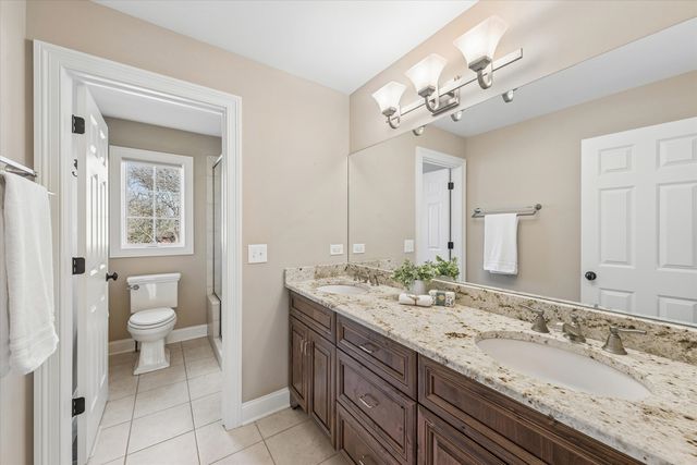 369 W Grove Street, Lombard, IL 60148