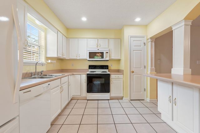 1350 Silver Moon Drive, Tallahassee, FL 32312