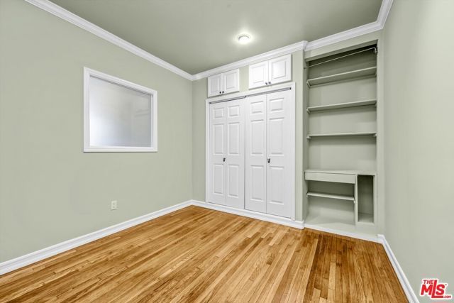 3930 La Crescenta Avenue, La Crescenta, CA 91214