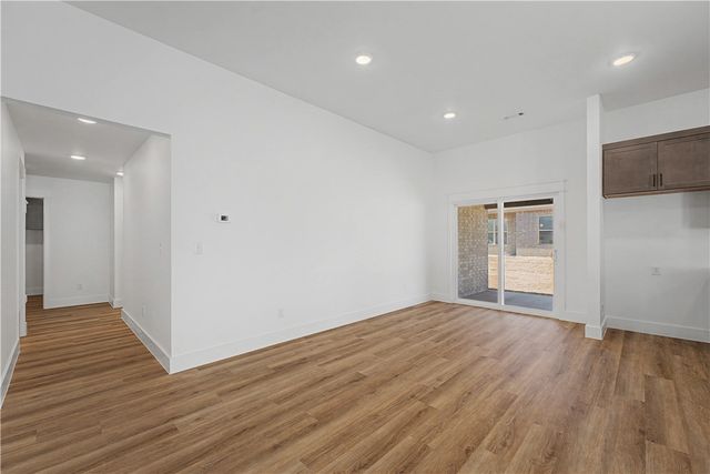 1020 Ari Avenue, Centerton, AR 72719