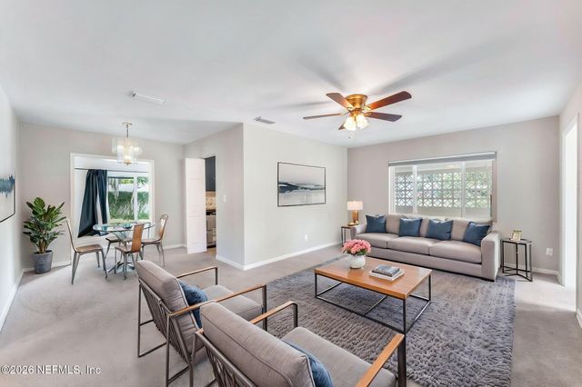 5330 OAK FOREST Drive, Jacksonville, FL 32211