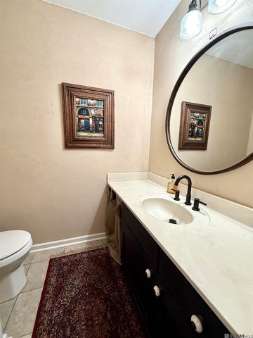 10081 Jefferson Hwy, Baton Rouge, LA 70809