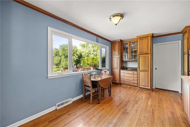 3636 W 89th Street, Leawood, KS 66206