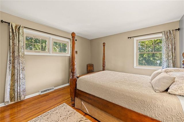3636 W 89th Street, Leawood, KS 66206