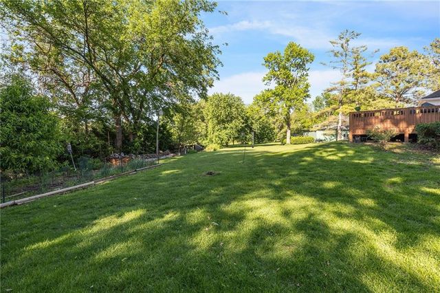 3636 W 89th Street, Leawood, KS 66206