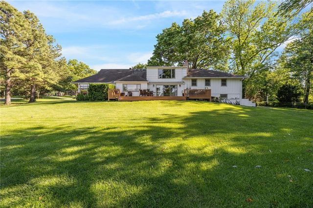 3636 W 89th Street, Leawood, KS 66206
