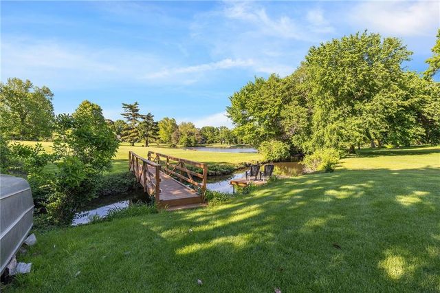 3636 W 89th Street, Leawood, KS 66206