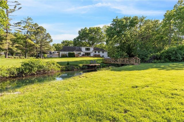3636 W 89th Street, Leawood, KS 66206