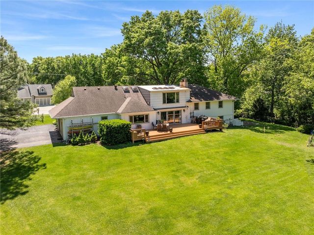 3636 W 89th Street, Leawood, KS 66206