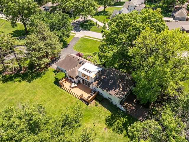 3636 W 89th Street, Leawood, KS 66206