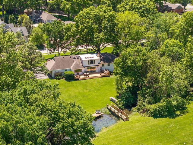 3636 W 89th Street, Leawood, KS 66206