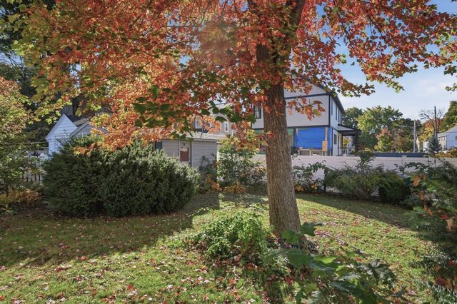 43 Lovell Road, Melrose, MA 02176