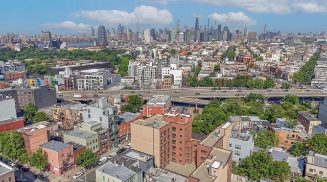 444 Graham Avenue 2F, Brooklyn, NY 11211