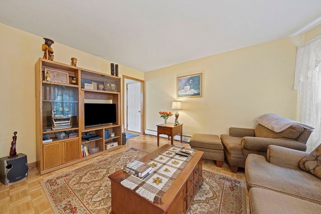 25 Fairmount Ave, Braintree, MA 02184