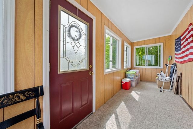 25 Fairmount Ave, Braintree, MA 02184
