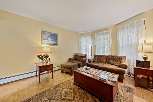 25 Fairmount Ave, Braintree, MA 02184