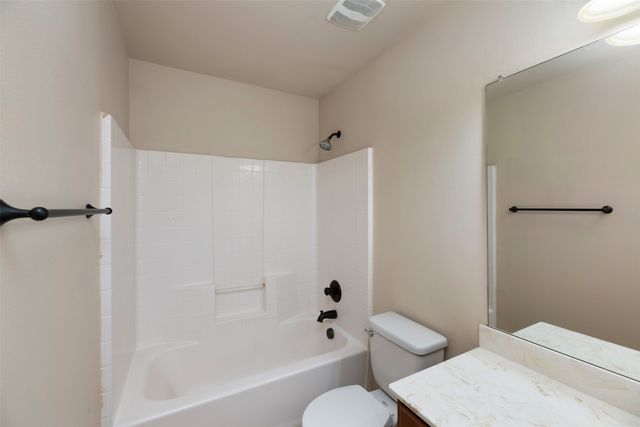 382 Armstrong Lane, Lavon, TX 75166