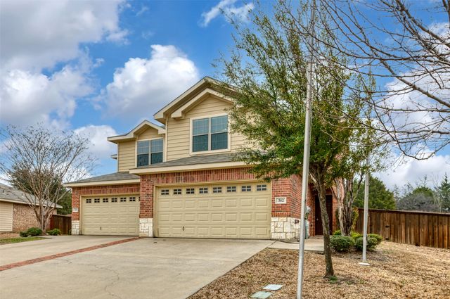 382 Armstrong Lane, Lavon, TX 75166