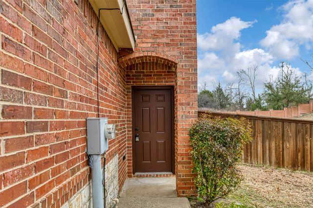 382 Armstrong Lane, Lavon, TX 75166