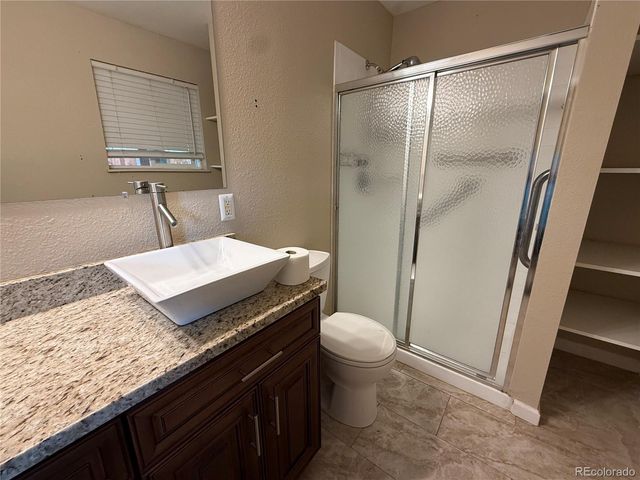 8235 W Florida Avenue, Lakewood, CO 80232